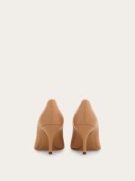 Ferragamo Maxi Gancini pump - Image 4